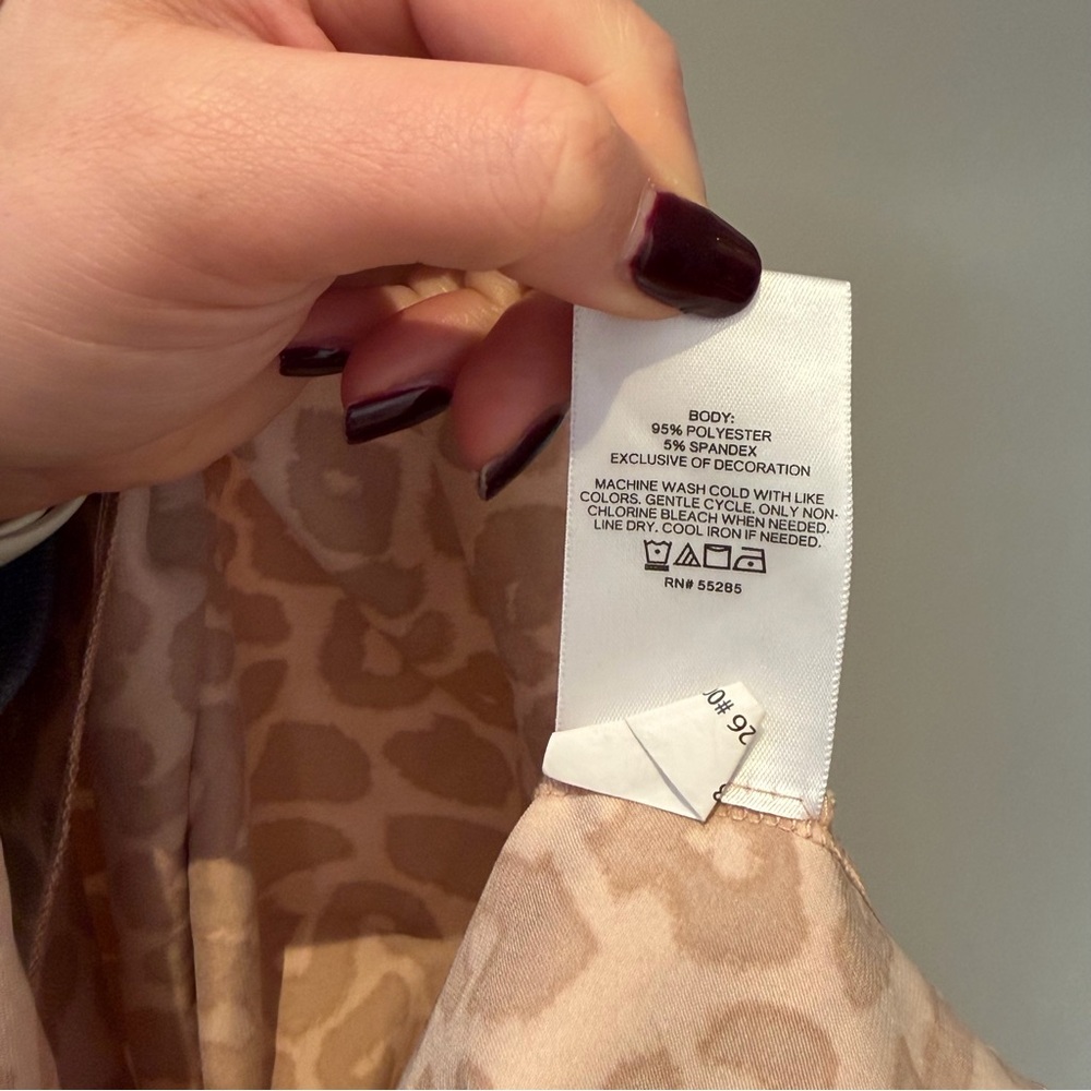 Express Leopard Tank Top - Picture 6 of 6